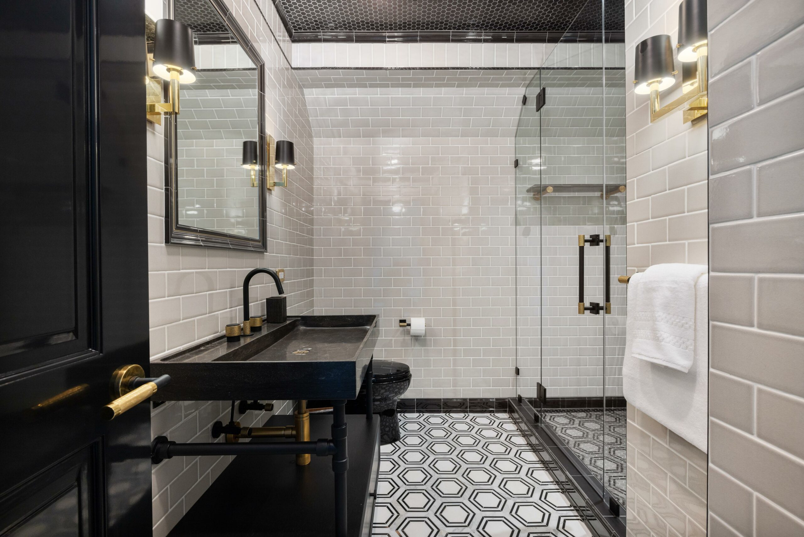 Bathroom with Faucet